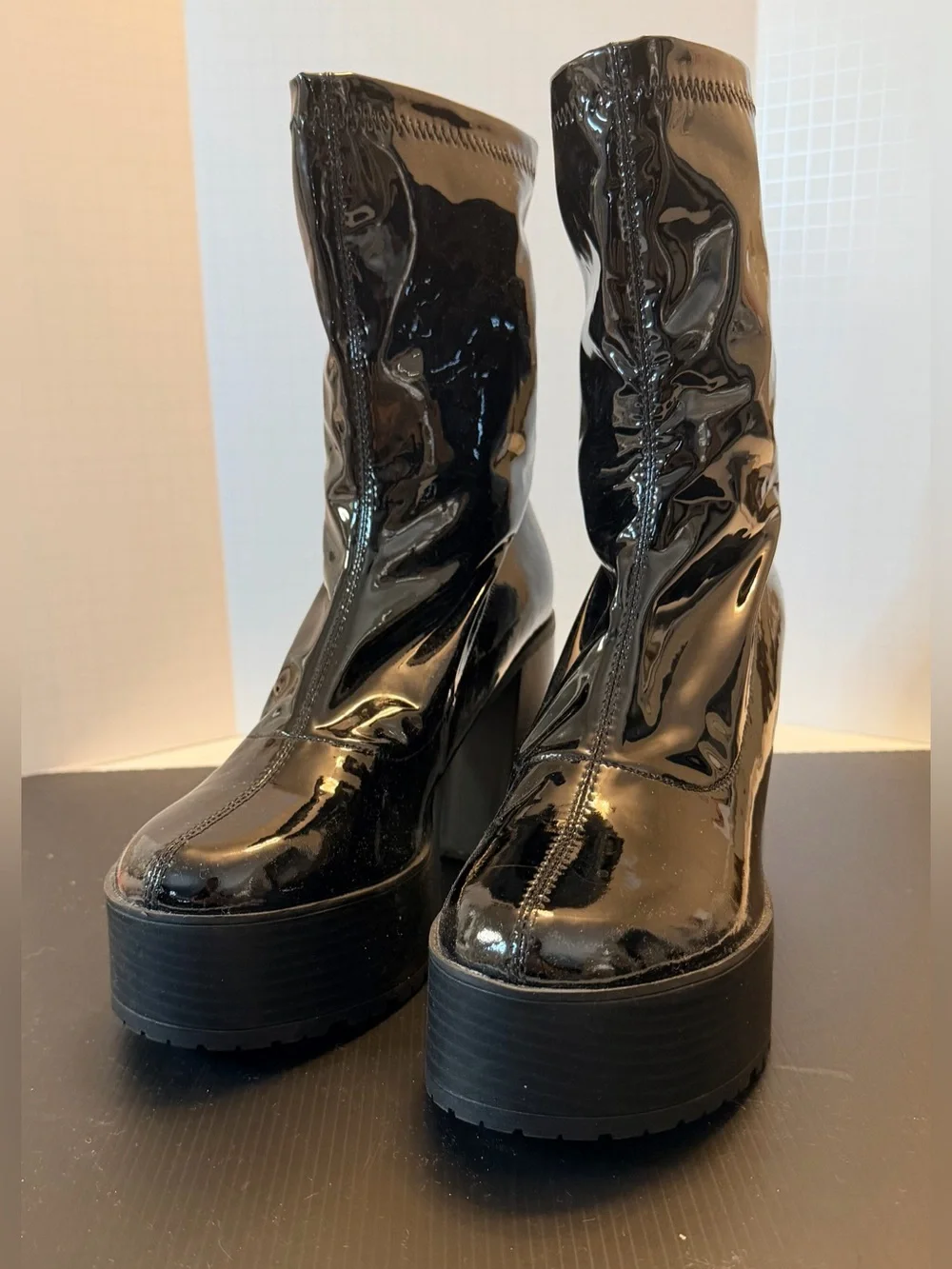 Forever 21 Black Patent Platform Block Heel Ankle Boot Size 9